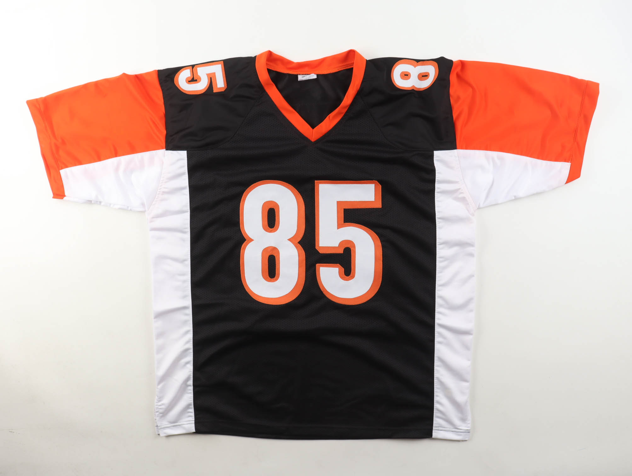 Chad "Ocho Cinco" Johnson Signed Jersey (Beckett) at PristineAuction.com Chad "Ocho Cinco" Johnson Signed Jersey (Beckett) at PristineAuction.com