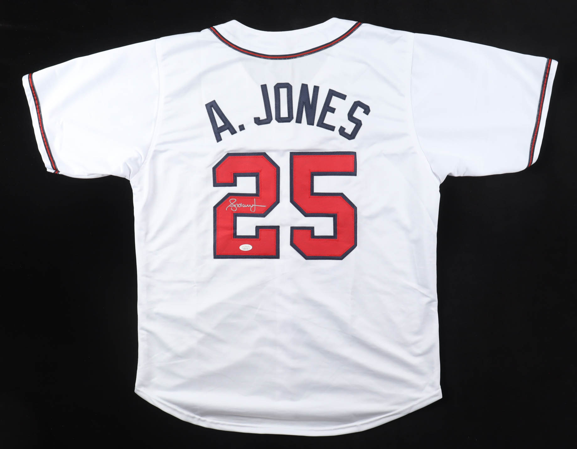 Andruw Jones Signed Jersey (JSA) at PristineAuction.com Andruw Jones Signed Jersey (JSA) at PristineAuction.com