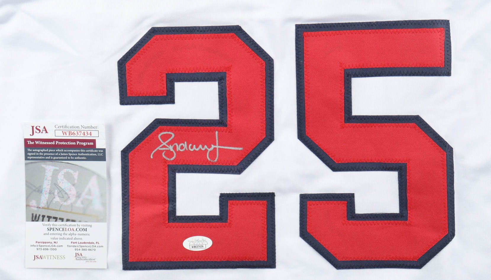 Andruw Jones Signed Jersey (JSA) at PristineAuction.com Andruw Jones Signed Jersey (JSA) at PristineAuction.com