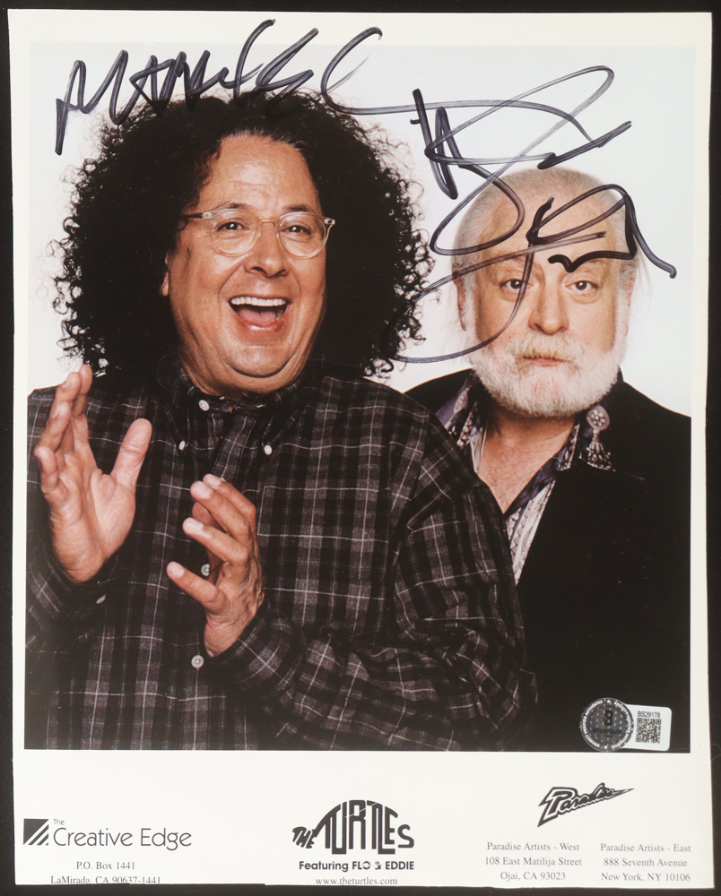 Mark Volman & Howard Kaylan Signed 8x10 Photo (Beckett) | Pristine Auction
