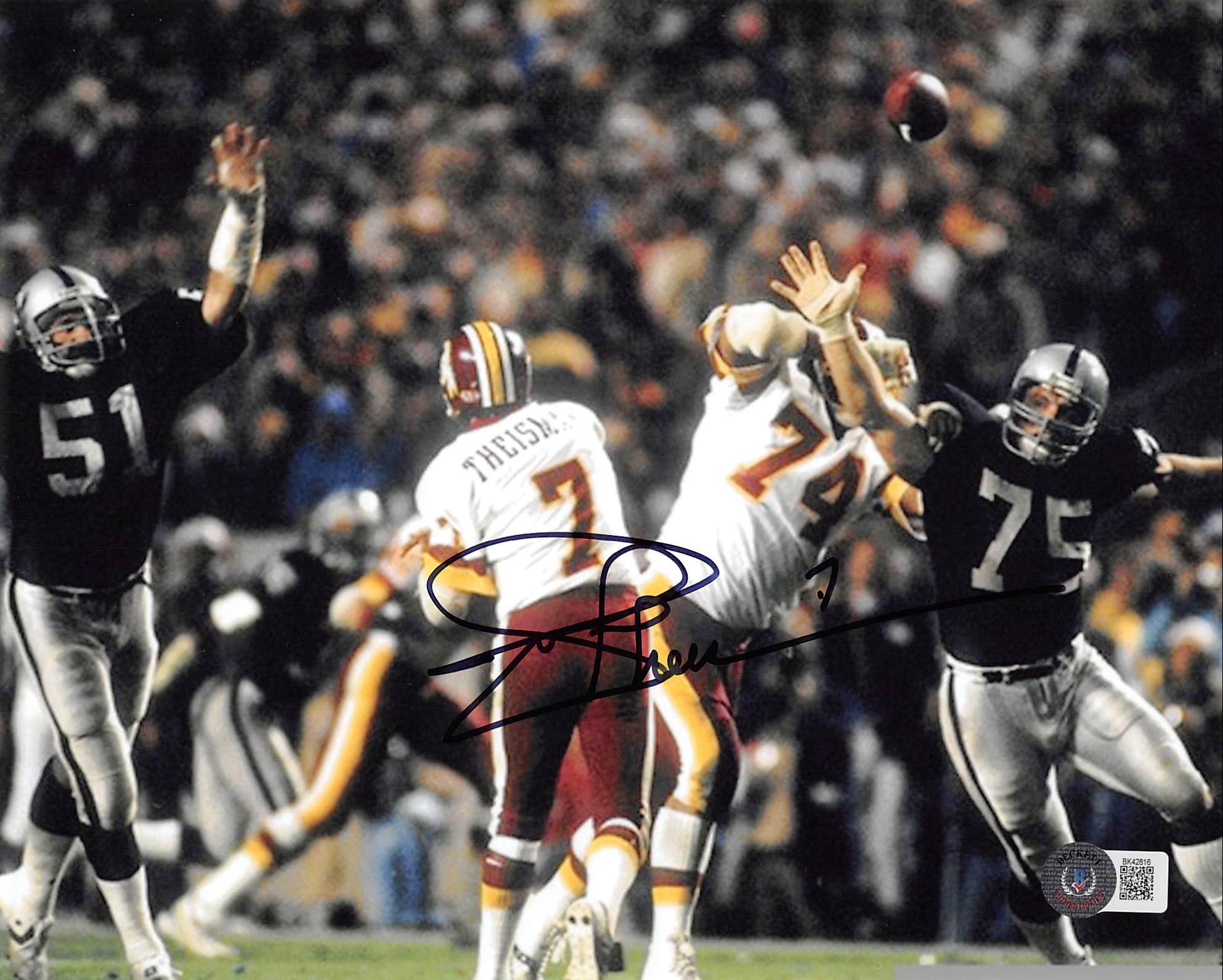 Joe Theismann Signed Redskins 8x10 Photo (Beckett) at PristineAuction.com Joe Theismann Signed Redskins 8x10 Photo (Beckett) at PristineAuction.com
