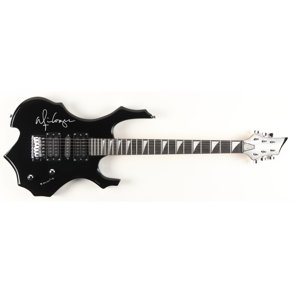 Alice Cooper Signed Full-Size Electric Guitar (Beckett) at PristineAuction.com