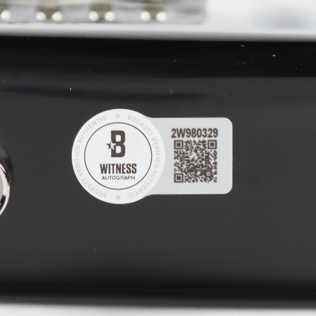 Alice Cooper Signed Full-Size Electric Guitar (Beckett) at PristineAuction.com Alice Cooper Signed Full-Size Electric Guitar (Beckett) at PristineAuction.com