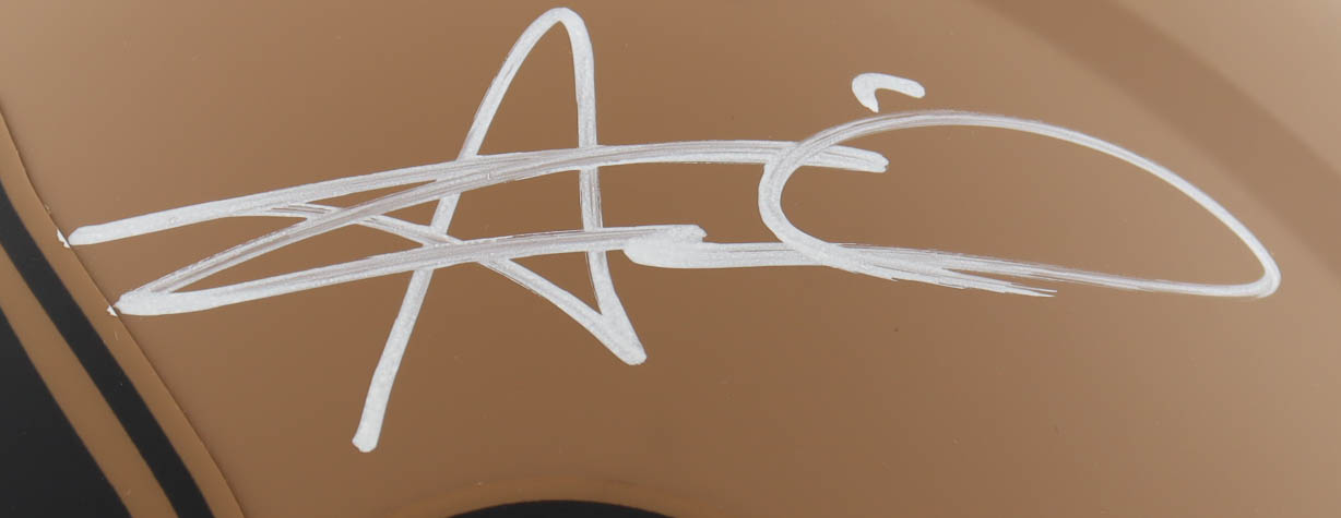 Alvin Kamara Signed Saints Full-Size Salute To Service Alternate On-Field Speed Helmet (Beckett) at PristineAuction.com Alvin Kamara Signed Saints Full-Size Salute To Service Alternate On-Field Speed Helmet (Beckett) at PristineAuction.com