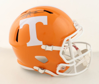 Alvin Kamara Signed Tennessee Volunteers Full-Size Speed Helmet (Beckett) at PristineAuction.com