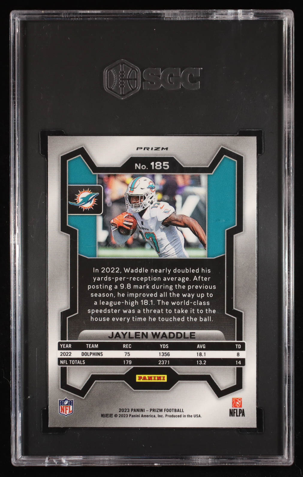 Jaylen Waddle 2023 Panini Prizm Prizms Red Sparkle #185 (SGC 10) at PristineAuction.com Jaylen Waddle 2023 Panini Prizm Prizms Red Sparkle #185 (SGC 10) at PristineAuction.com