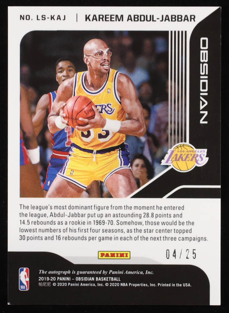 Kareem Abdul-Jabbar 2019-20 Panini Obsidian Lightning Strike Signatures Electric Etch Green #27 #04/25 at PristineAuction.com Kareem Abdul-Jabbar 2019-20 Panini Obsidian Lightning Strike Signatures Electric Etch Green #27 #04/25 at PristineAuction.com
