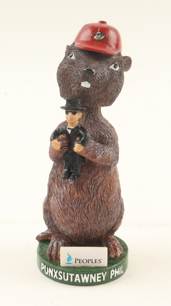 Punxsutawney Phil Ceramic 7" Bobblehead Statue at PristineAuction.com Punxsutawney Phil Ceramic 7" Bobblehead Statue at PristineAuction.com