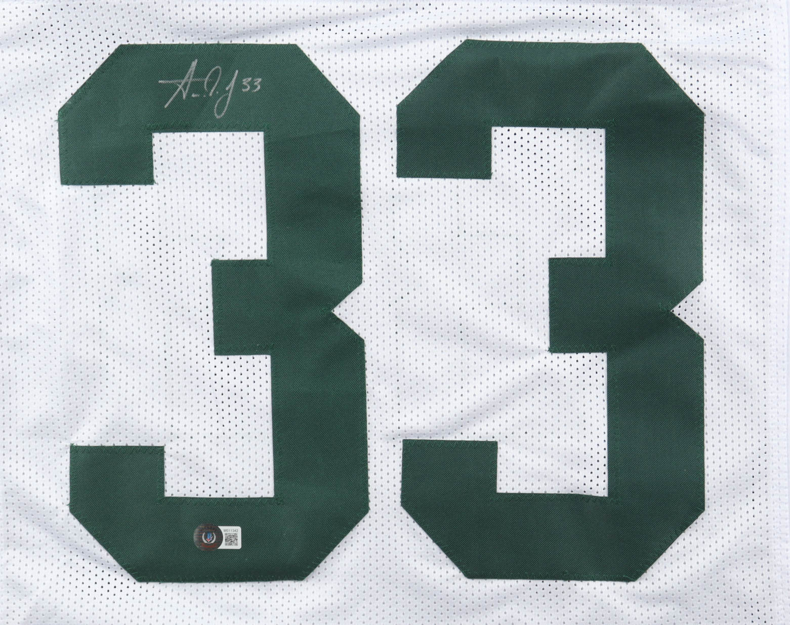 Aaron Jones Signed Jersey (Beckett) at PristineAuction.com Aaron Jones Signed Jersey (Beckett) at PristineAuction.com