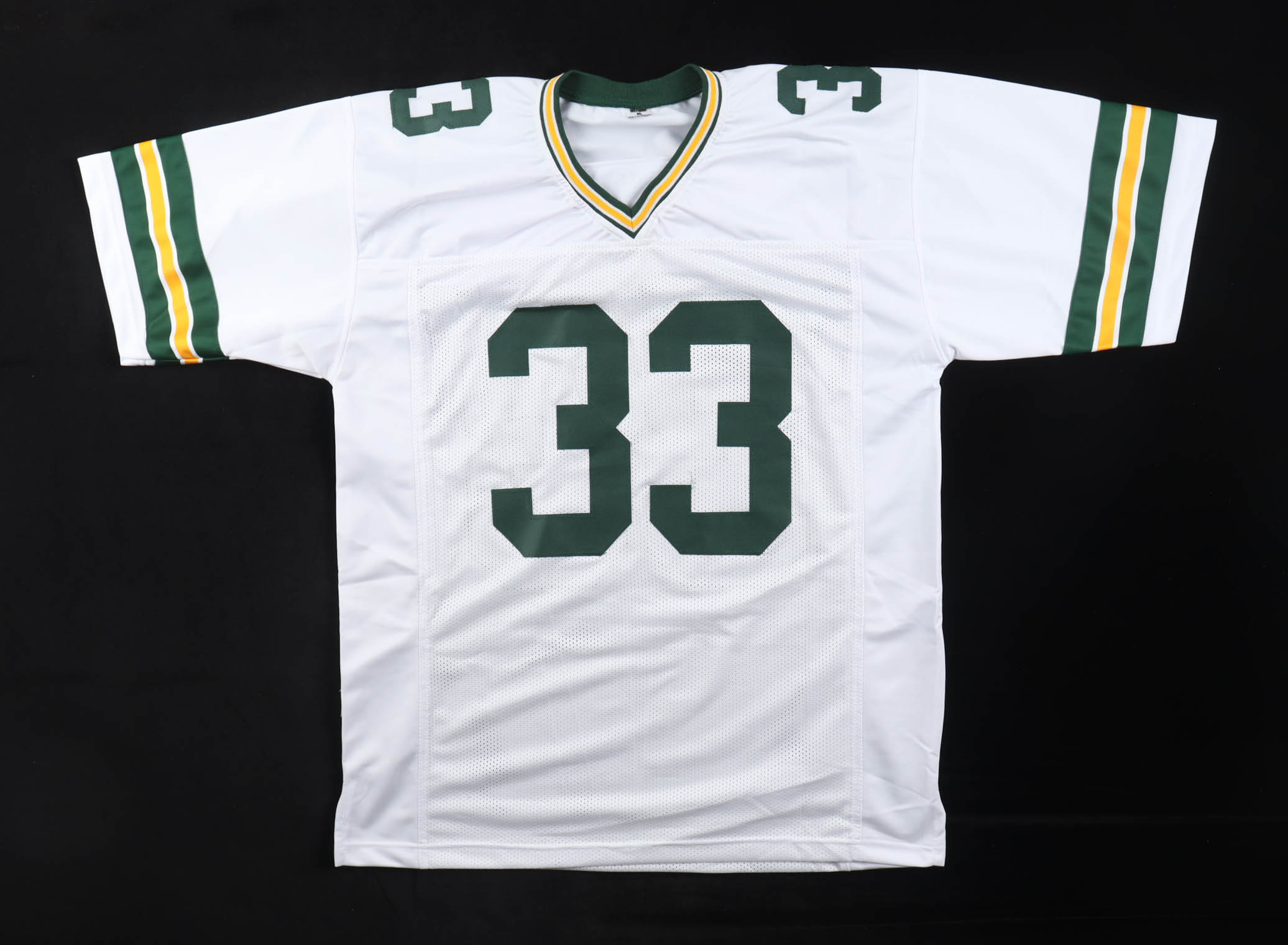 Aaron Jones Signed Jersey (Beckett) at PristineAuction.com Aaron Jones Signed Jersey (Beckett) at PristineAuction.com
