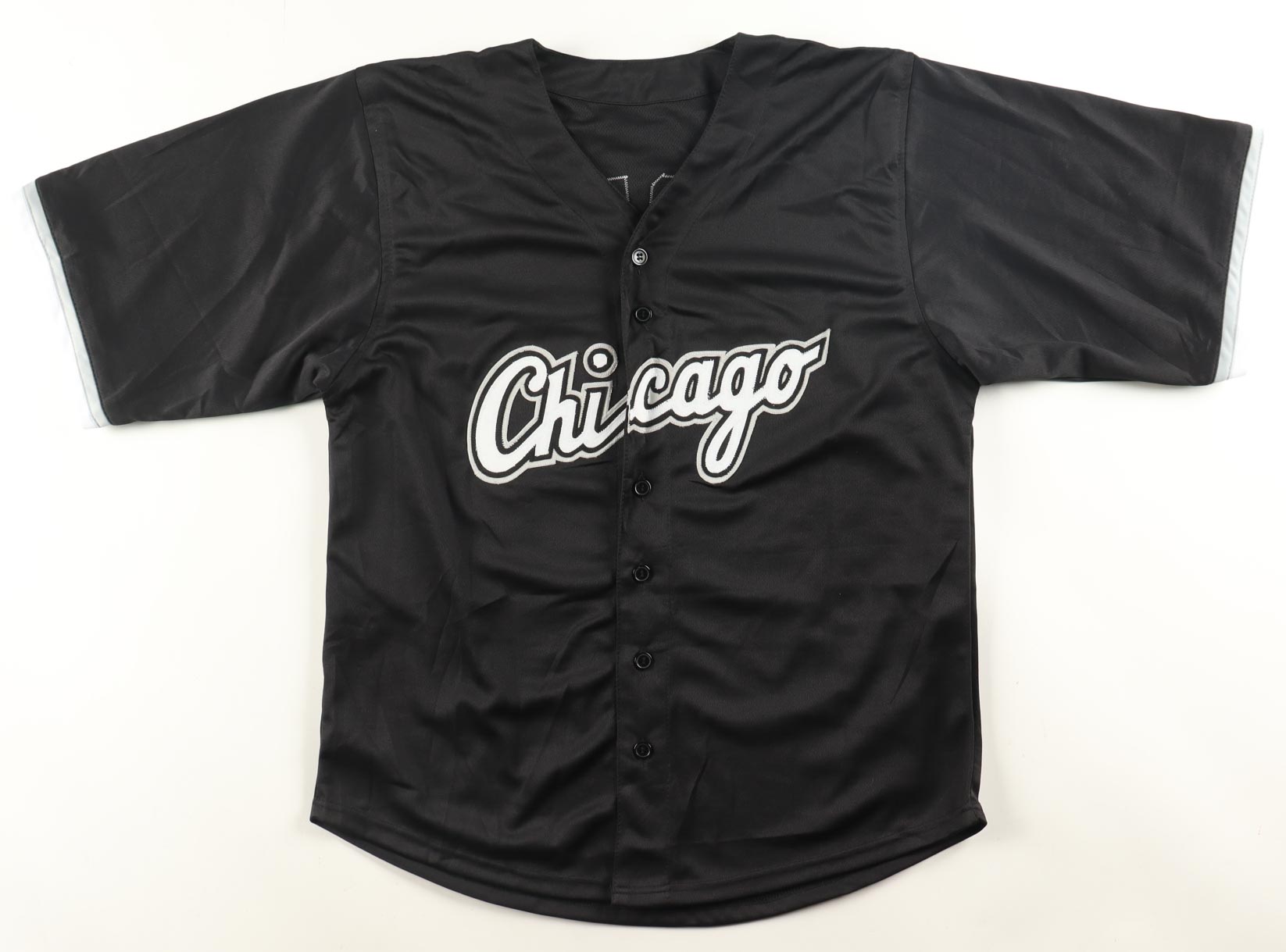 Luis Robert Signed Jersey (Beckett) at PristineAuction.com Luis Robert Signed Jersey (Beckett) at PristineAuction.com