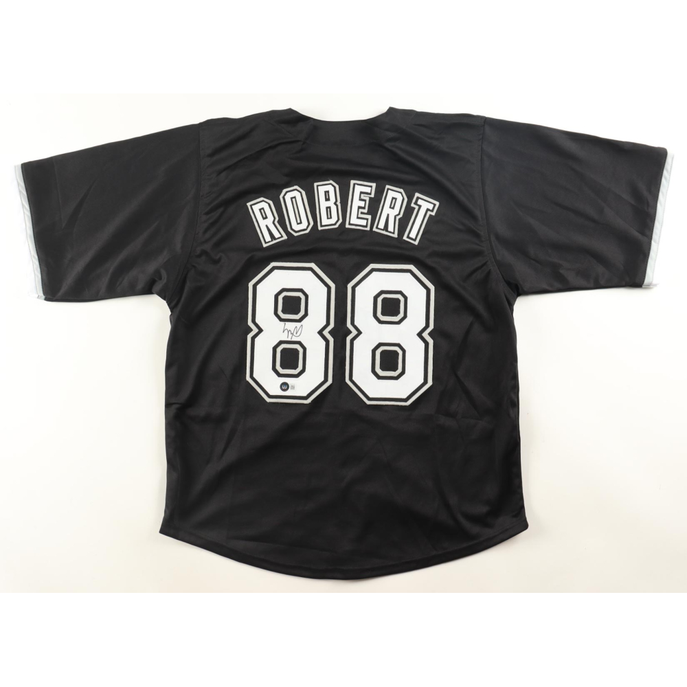 Luis Robert Signed Jersey (Beckett) at PristineAuction.com