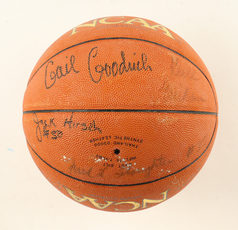 1963-64 UCLA Bruins Basketball Team-Signed By (7) Including John Wooden, Walt Hazzard, Gail Goodrich, Kenny Washington, Jack Hirsch, Keith Erickson & Fred Slaughter (Beckett) at PristineAuction.com 1963-64 UCLA Bruins Basketball Team-Signed By (7) Including John Wooden, Walt Hazzard, Gail Goodrich, Kenny Washington, Jack Hirsch, Keith Erickson & Fred Slaughter (Beckett) at PristineAuction.com