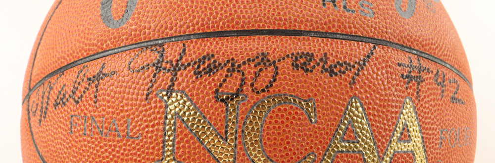 1963-64 UCLA Bruins Basketball Team-Signed By (7) Including John Wooden, Walt Hazzard, Gail Goodrich, Kenny Washington, Jack Hirsch, Keith Erickson & Fred Slaughter (Beckett) at PristineAuction.com 1963-64 UCLA Bruins Basketball Team-Signed By (7) Including John Wooden, Walt Hazzard, Gail Goodrich, Kenny Washington, Jack Hirsch, Keith Erickson & Fred Slaughter (Beckett) at PristineAuction.com