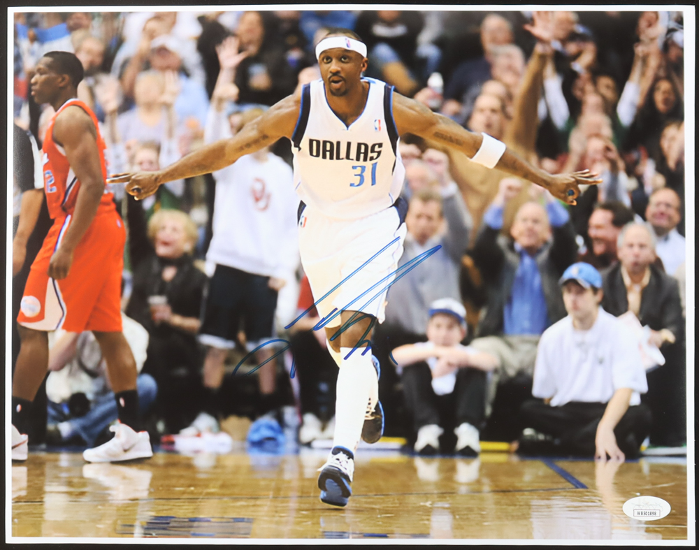 Jason Terry Signed Mavericks 11x14.5 Photo (JSA) at PristineAuction.com Jason Terry Signed Mavericks 11x14.5 Photo (JSA) at PristineAuction.com