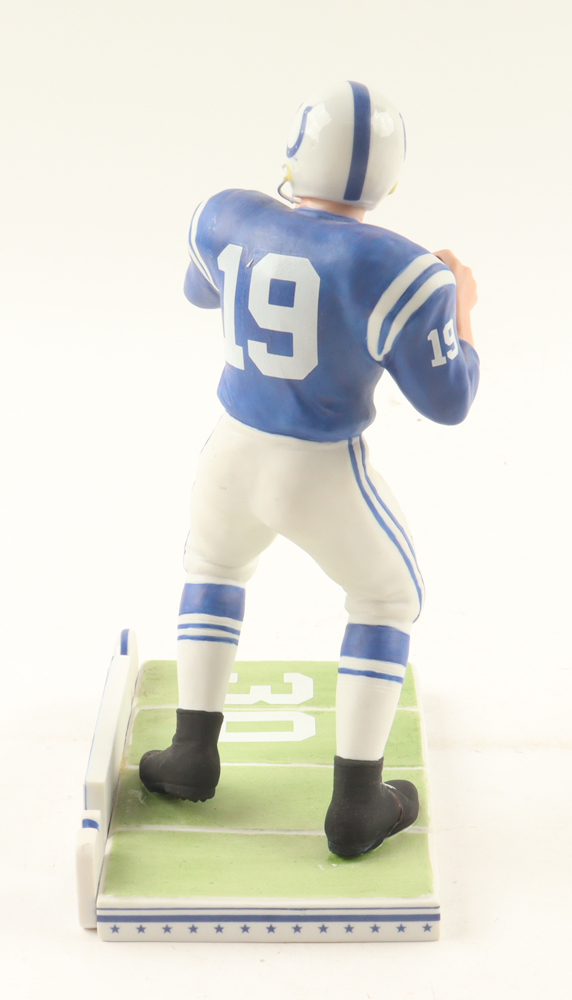 Johnny Unitas Signed LE Colts Figurine (Sports Impressions & PSA) at PristineAuction.com Johnny Unitas Signed LE Colts Figurine (Sports Impressions & PSA) at PristineAuction.com