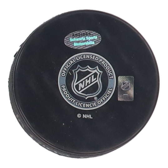 Doug Gilmour Signed Maple Leafs Logo Hockey Puck Inscribed "HOF 11" (Schwartz) at PristineAuction.com Doug Gilmour Signed Maple Leafs Logo Hockey Puck Inscribed "HOF 11" (Schwartz) at PristineAuction.com