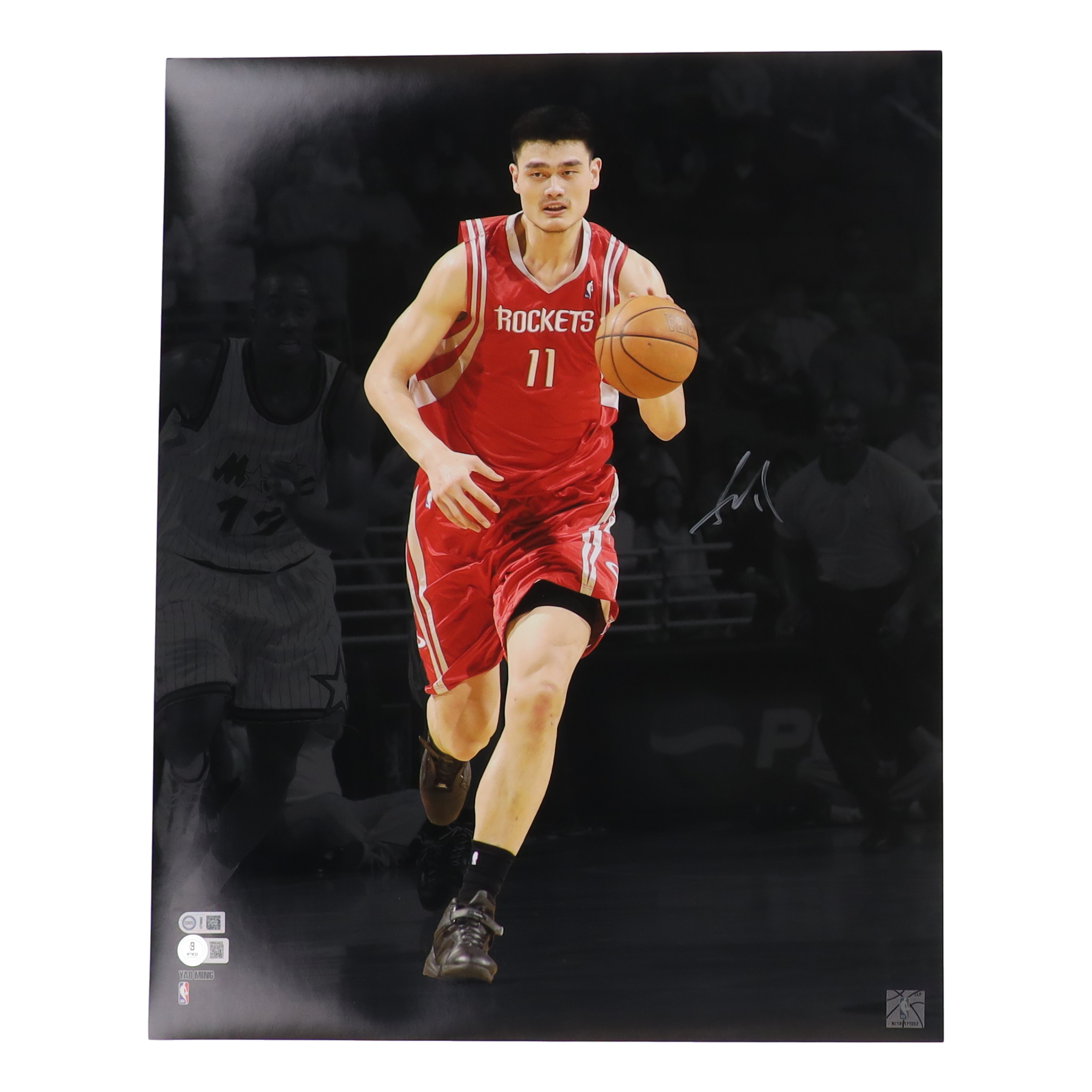 Yao Ming Signed Rockets 16x20 Photo (Beckett) at PristineAuction.com Yao Ming Signed Rockets 16x20 Photo (Beckett) at PristineAuction.com
