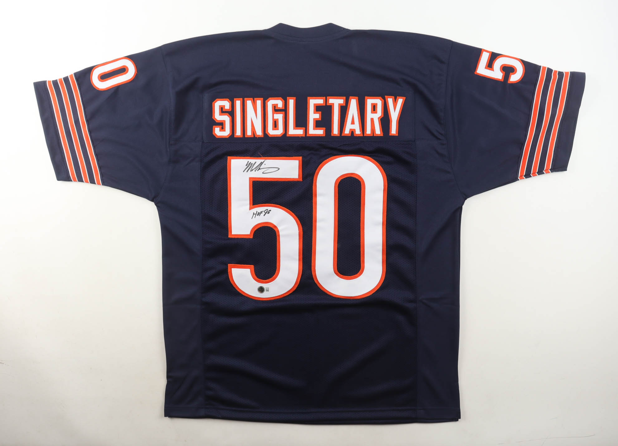 Mike Singletary Signed Jersey Inscribed "HOF 98" (Beckett) at PristineAuction.com Mike Singletary Signed Jersey Inscribed "HOF 98" (Beckett) at PristineAuction.com