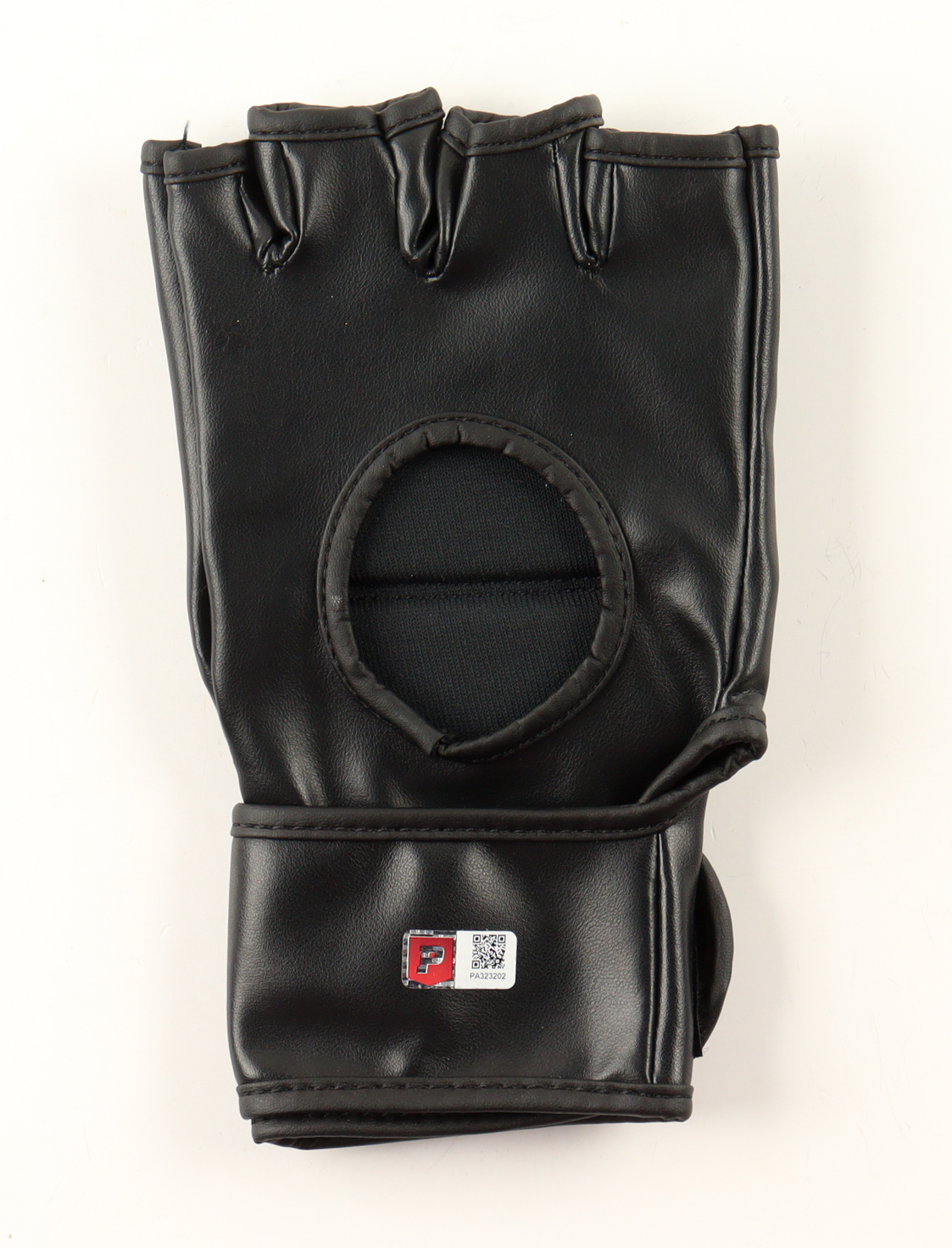 Johnny Walker Signed Custom Brazil MMA Fight Glove (PA) at PristineAuction.com Johnny Walker Signed Custom Brazil MMA Fight Glove (PA) at PristineAuction.com