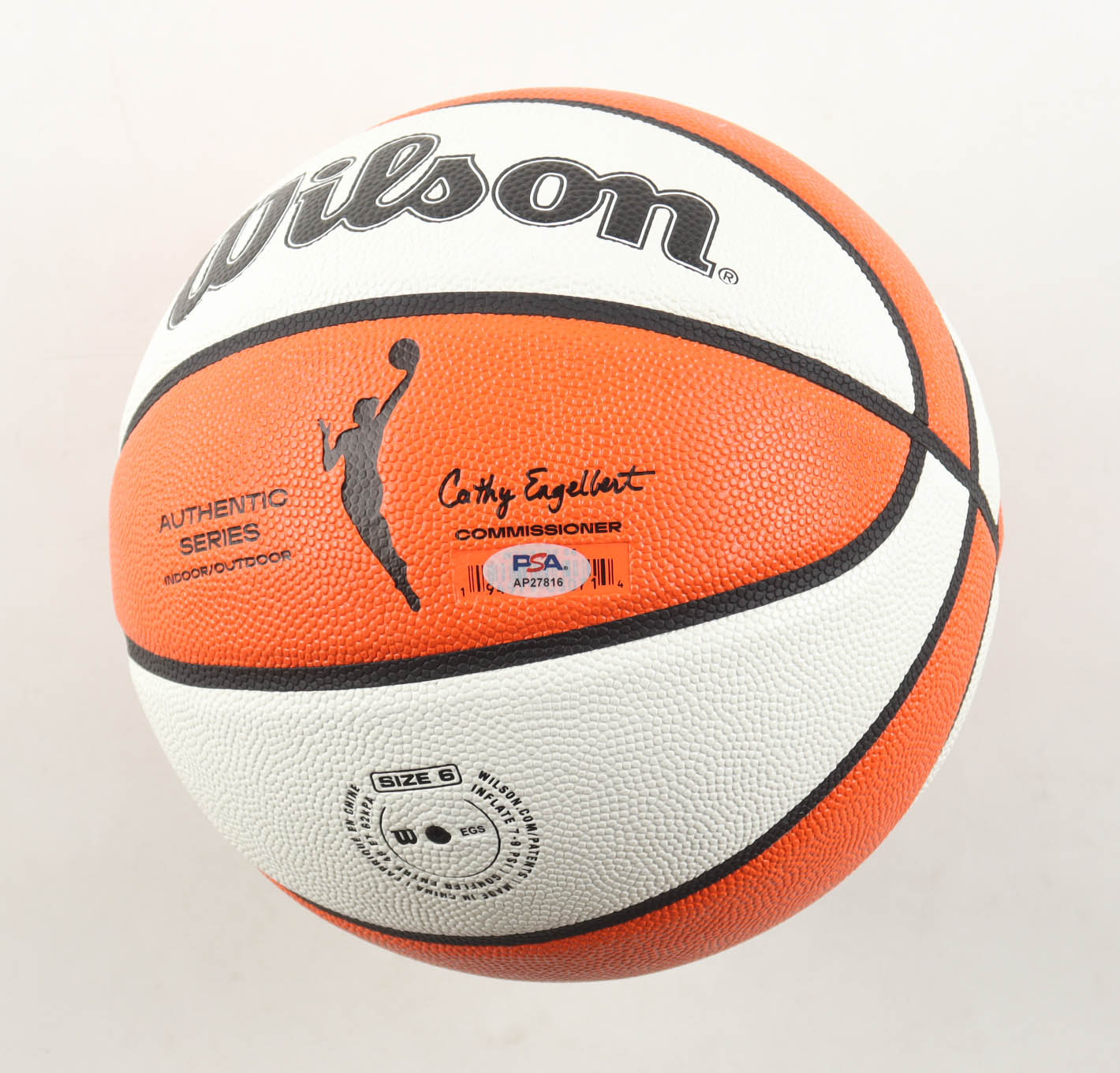 Paige Bueckers Signed WNBA Basketball (PSA) at PristineAuction.com Paige Bueckers Signed WNBA Basketball (PSA) at PristineAuction.com