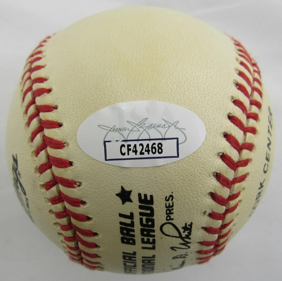 Barry Bonds Signed ONL Baseball (JSA) at PristineAuction.com Barry Bonds Signed ONL Baseball (JSA) at PristineAuction.com