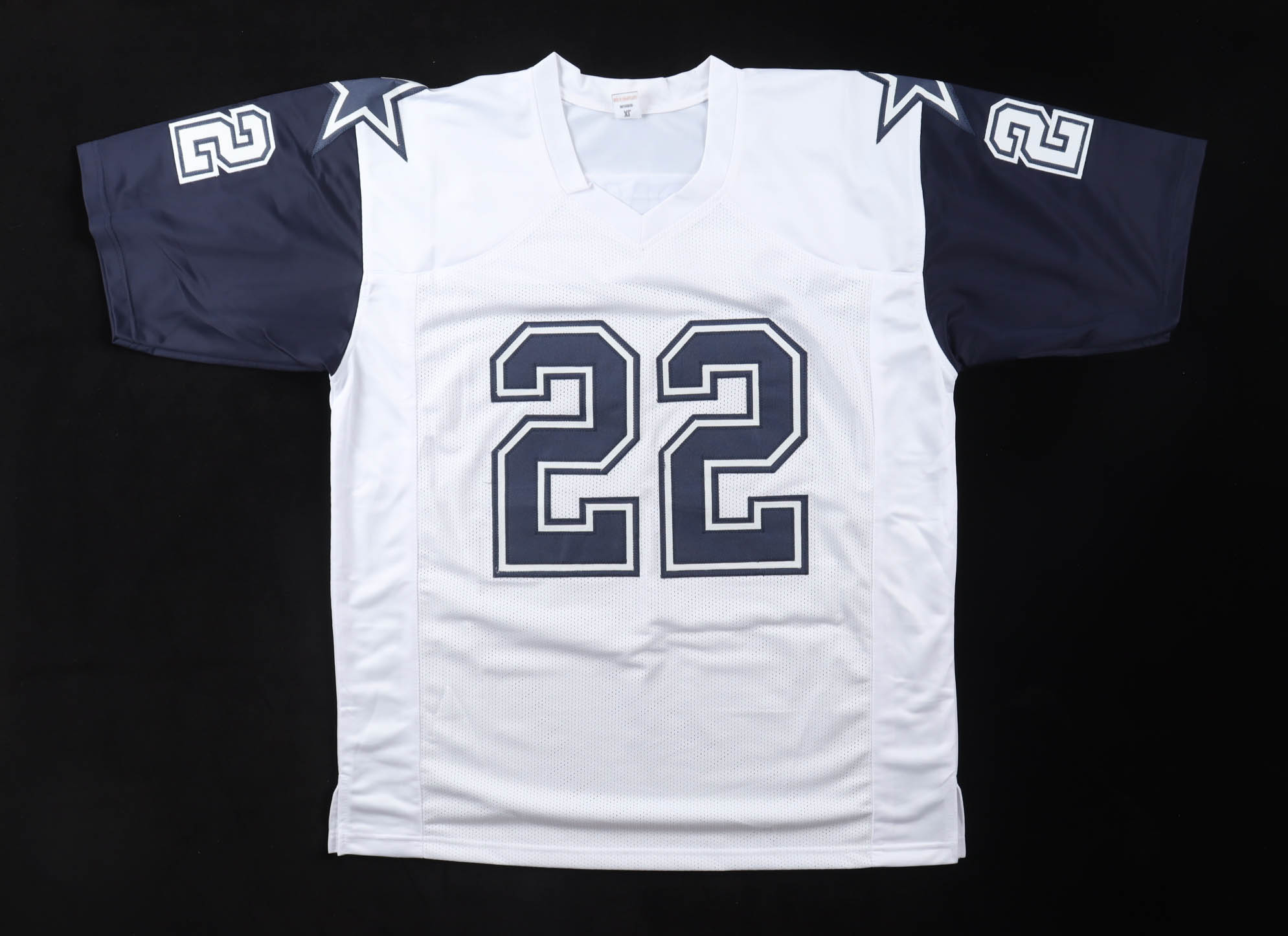 Emmitt Smith Signed Jersey (Legit By Prova) at PristineAuction.com Emmitt Smith Signed Jersey (Legit By Prova) at PristineAuction.com