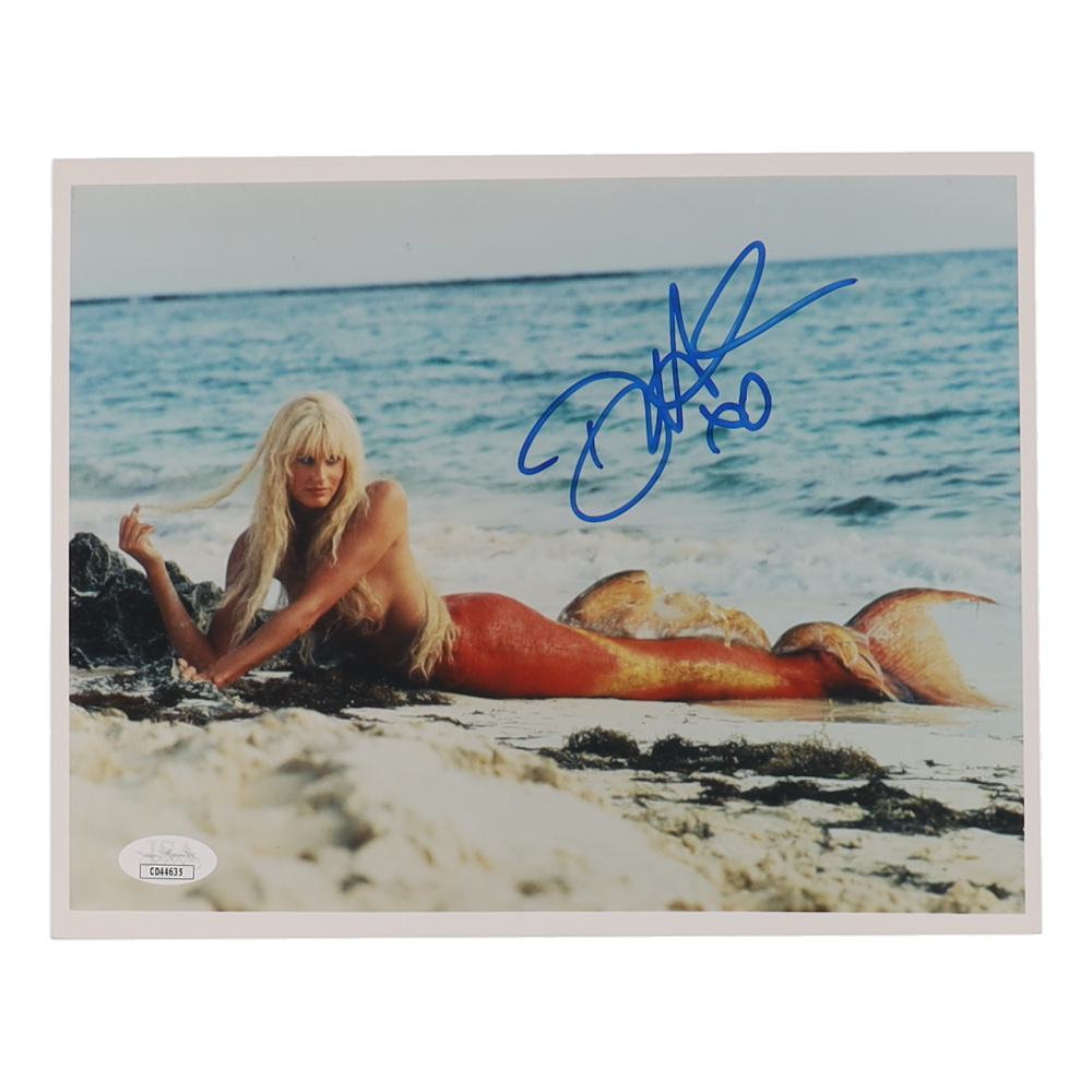 Daryl Hannah Signed 8x10 Photo (JSA) | Pristine Auction