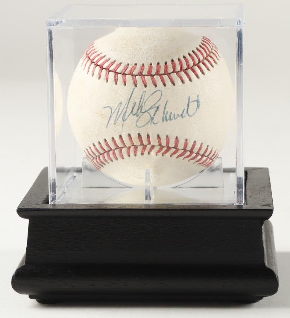 Mike Schmidt Signed ONL Baseball with Display Case (PSA) at PristineAuction.com Mike Schmidt Signed ONL Baseball with Display Case (PSA) at PristineAuction.com
