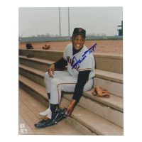 Willie Mays Signed Giants 8x10 Photo (Beckett) at PristineAuction.com