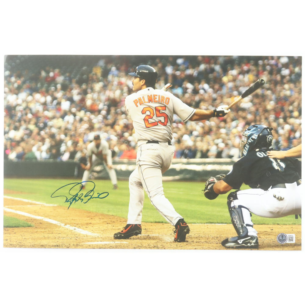 Rafael Palmeiro Signed 11x17 Photo (Beckett) at PristineAuction.com