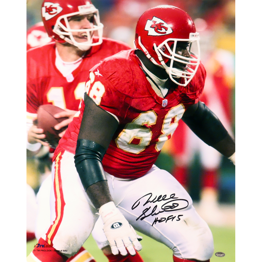 Will Shields Signed Chiefs 16x20 Photo Inscribed "HOF 15" (Schwartz) at PristineAuction.com