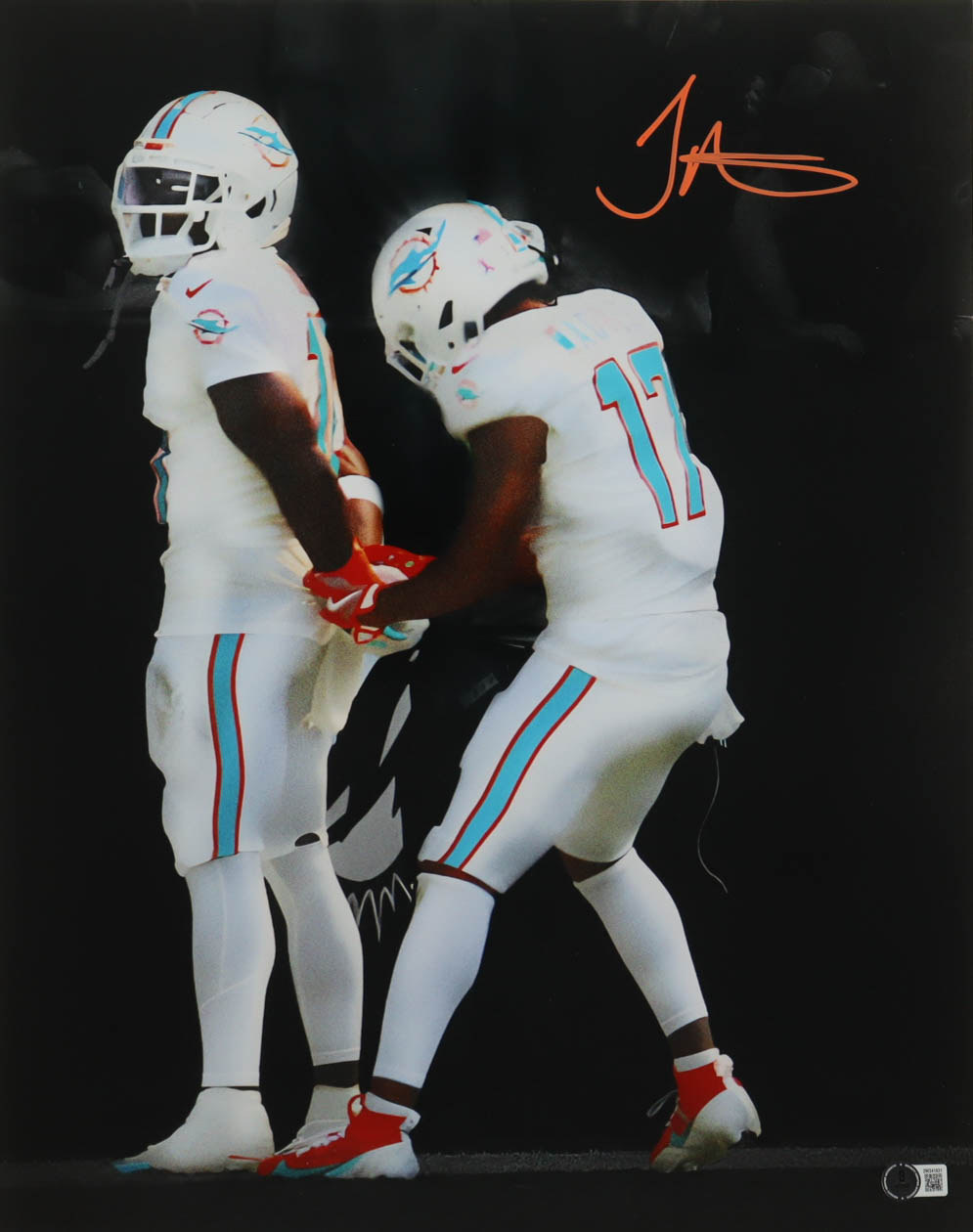 Tyreek Hill Signed Dolphins 16x20 Photo (Beckett) at PristineAuction.com Tyreek Hill Signed Dolphins 16x20 Photo (Beckett) at PristineAuction.com