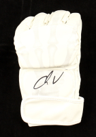 Marlon "Chito" Vera Signed MMA Glove (Beckett) at PristineAuction.com