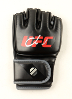 Marlon "Chito" Vera Signed UFC Glove (Beckett) at PristineAuction.com