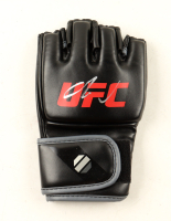 Marlon "Chito" Vera Signed UFC Glove (Beckett) at PristineAuction.com