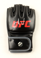 Marlon "Chito" Vera Signed UFC Glove (Beckett) at PristineAuction.com