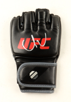Marlon "Chito" Vera Signed UFC Glove (Beckett) at PristineAuction.com