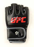 Marlon "Chito" Vera Signed UFC Glove (Beckett) at PristineAuction.com