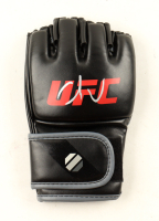 Marlon "Chito" Vera Signed UFC Glove (Beckett) at PristineAuction.com