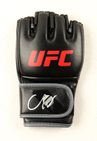 Marlon "Chito" Vera Signed UFC Glove (Beckett) at PristineAuction.com