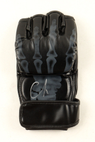 Marlon "Chito" Vera Signed MMA Glove (Beckett) at PristineAuction.com