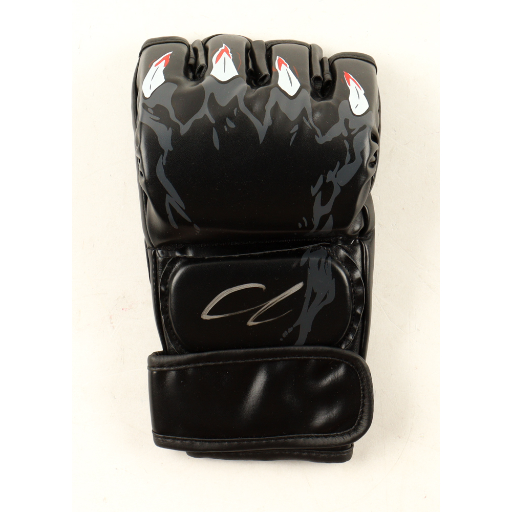 Marlon "Chito" Vera Signed MMA Glove (Beckett) at PristineAuction.com