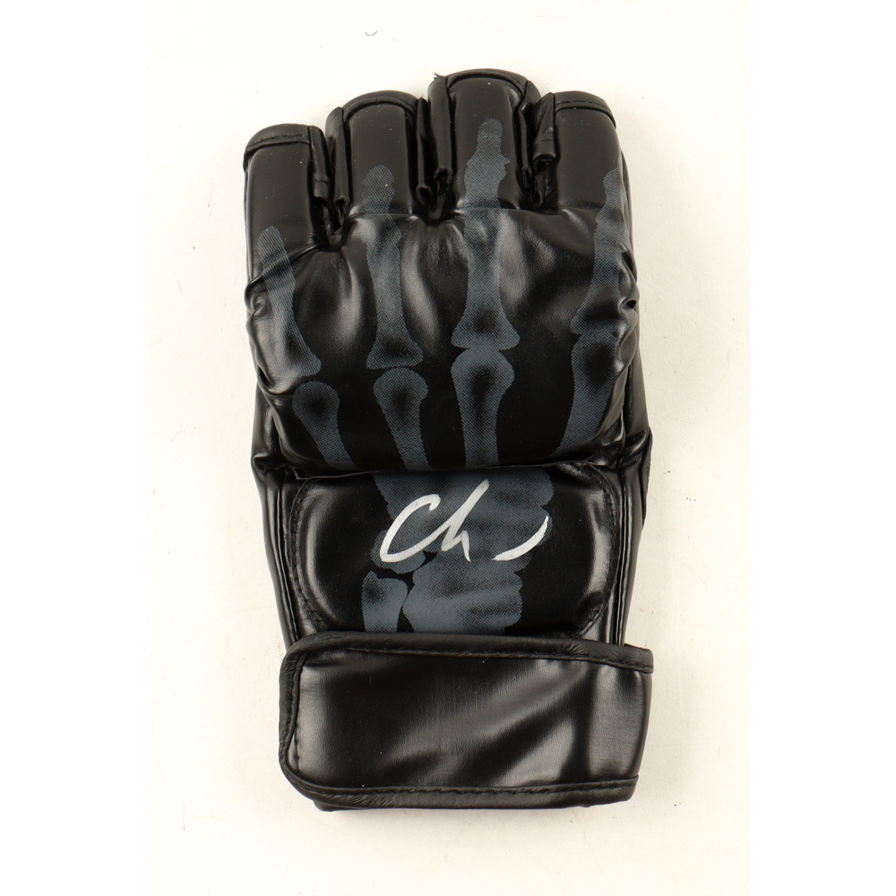 Marlon "Chito" Vera Signed MMA Glove (Beckett) at PristineAuction.com Marlon "Chito" Vera Signed MMA Glove (Beckett) at PristineAuction.com