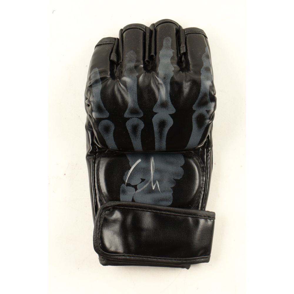 Marlon "Chito" Vera Signed MMA Glove (Beckett) at PristineAuction.com