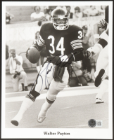 Walter Payton Signed Bears 8x10 Photo (Beckett) at PristineAuction.com