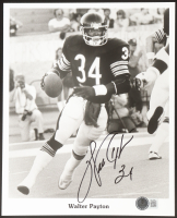 Walter Payton Signed Bears 8x10 Photo (Beckett) at PristineAuction.com