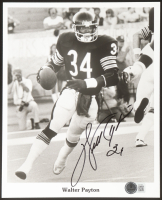 Walter Payton Signed Bears 8x10 Photo (Beckett) at PristineAuction.com