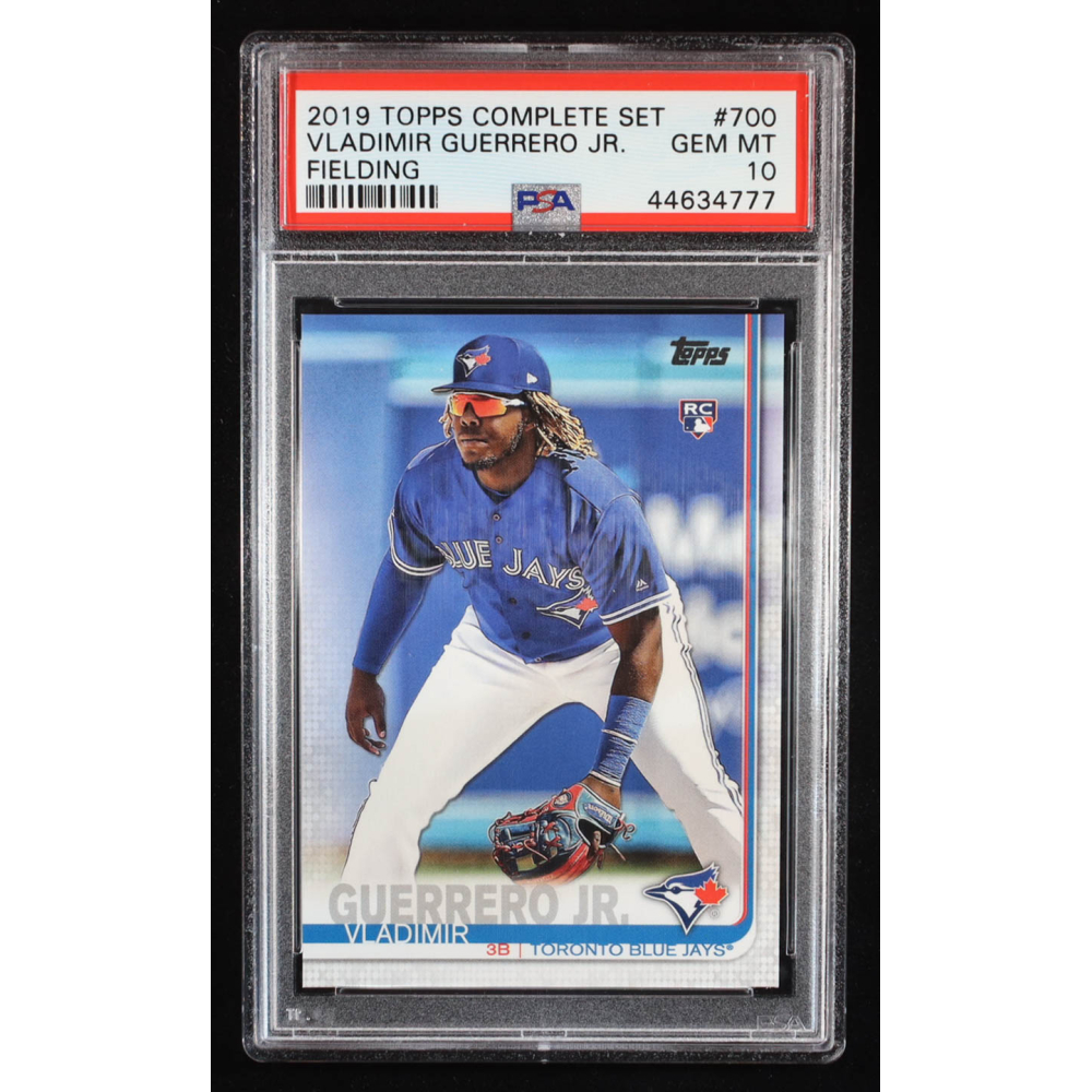 Vladimir Guerrero Jr. 2019 Topps Complete Set #700 RC Fielding (PSA 10) at PristineAuction.com