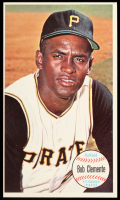 Roberto Clemente 1964 Topps Giants #11 at PristineAuction.com
